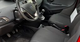 Lancia Ypsilon 1.0 Fire Fly 5 porte Hybrid