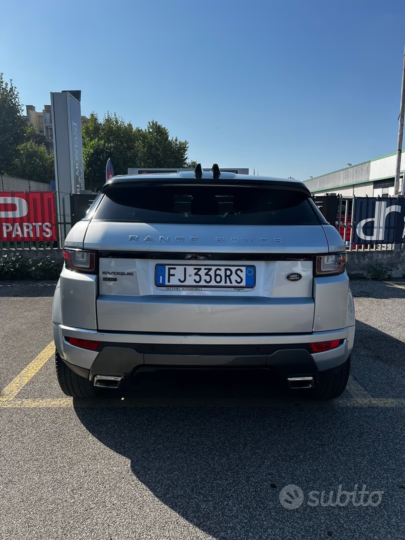 Evoque 2 Range Rover