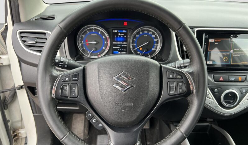 Suzuki Baleno 1.2 Hybrid B-Top pieno